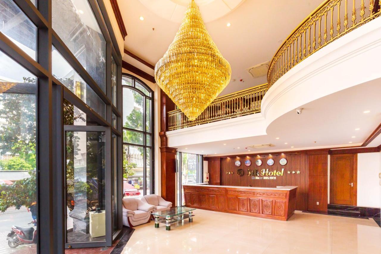 Silk Hong Ha Airport Hotel Ho Chi Minh City Bagian luar foto