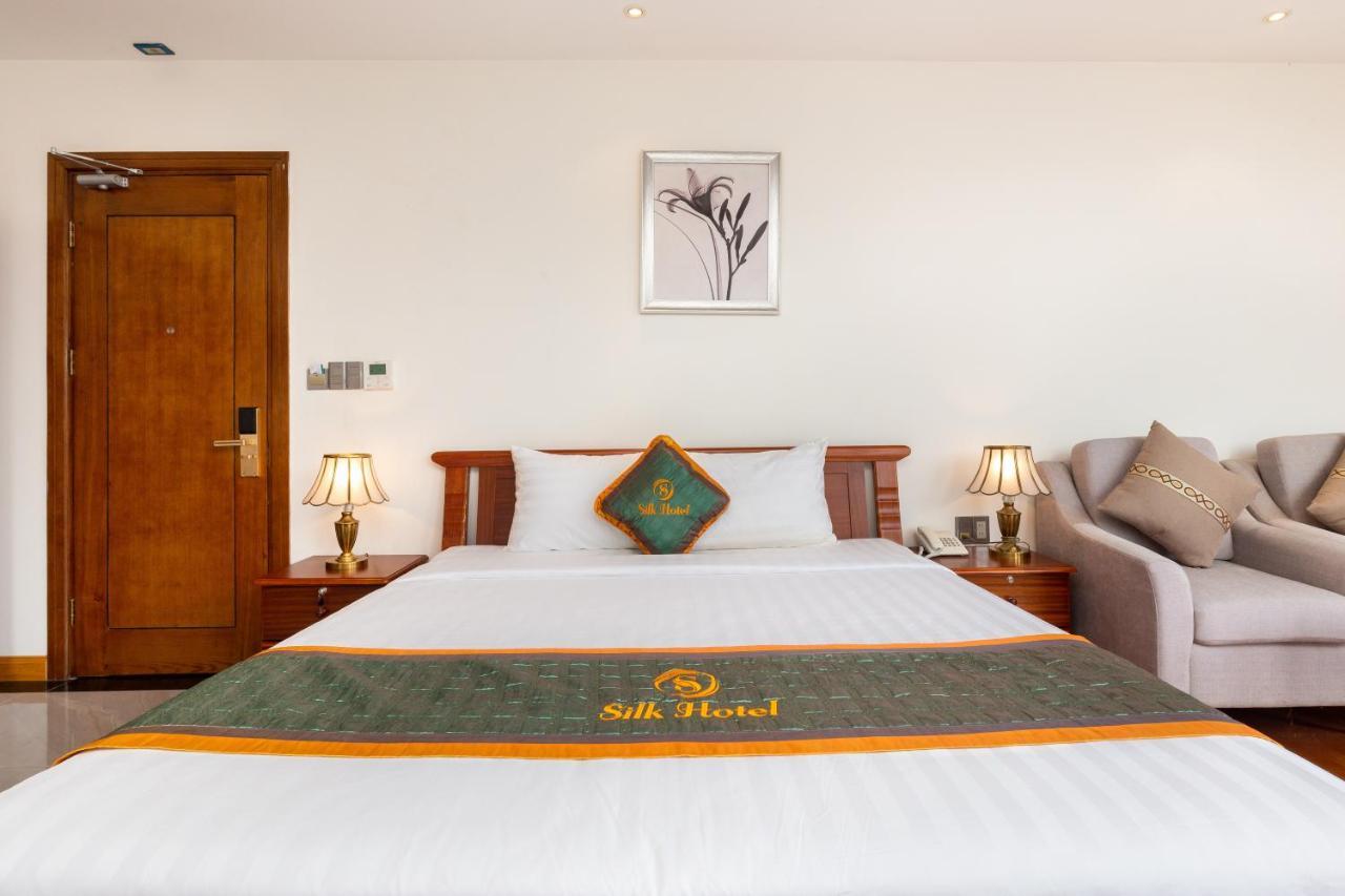 Silk Hong Ha Airport Hotel Ho Chi Minh City Bagian luar foto